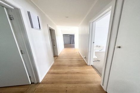 Photo of property in 12 Lynn Road, Bayview, Auckland, 0629