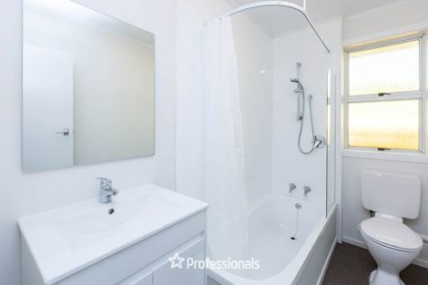 Photo of property in 13f1- Benzie Avenue, Wallaceville, Upper Hutt, 5018