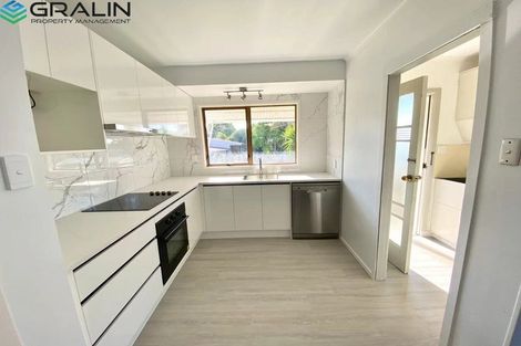 Photo of property in 101 Matipo Road, Te Atatu Peninsula, Auckland, 0610