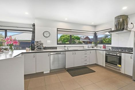 Photo of property in 29 Aston Drive, Waimairi Beach, Christchurch, 8083