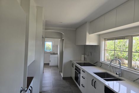 Photo of property in 1 Tawa Crescent, Manurewa, Auckland, 2102