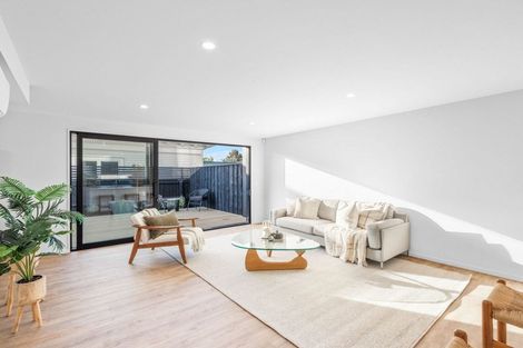 Photo of property in 1/71 Sullivan Avenue, Woolston, Christchurch, 8023