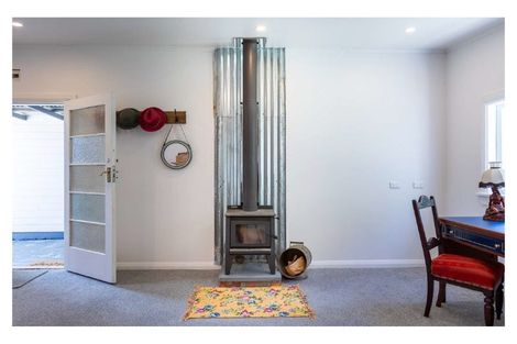 Photo of property in 54 Alfredton Road, Eketahuna, 4900