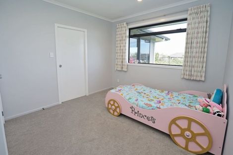 Photo of property in 15 Batten Drive, Flagstaff, Hamilton, 3210
