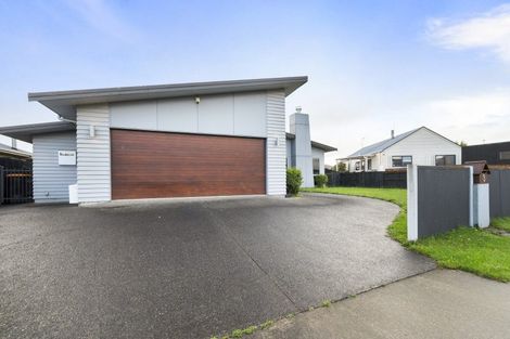 Photo of property in 3 Peppertree Glade, Kelvin Grove, Palmerston North, 4414