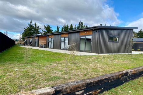 Photo of property in 19 Kingfisher Crescent, Albert Town, Wanaka, 9305