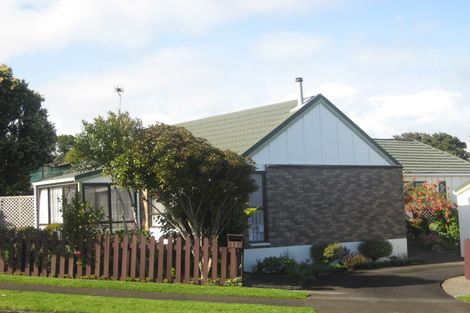 Photo of property in 15 Herekawe Drive, Spotswood, New Plymouth, 4310