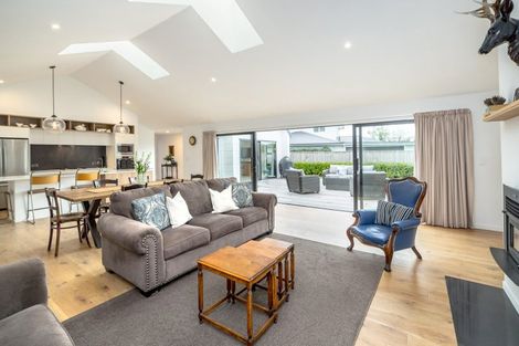 Photo of property in 85 Reading Street, Greytown, 5712