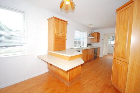 Photo of property in 14 Minaret Drive, Bucklands Beach, Auckland, 2014