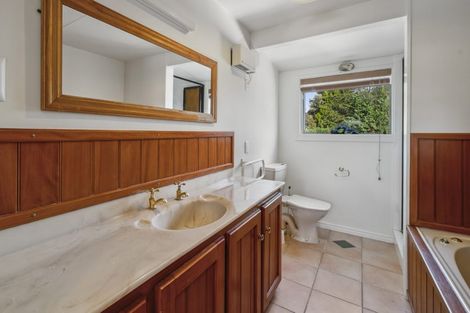 Photo of property in 44 Mere Road, Taupo, 3330