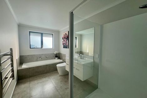 Photo of property in 86 Harriet Johnston Drive, Pokeno, 2402