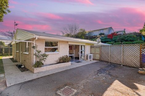 Photo of property in 2a Runciman Street, Green Island, Dunedin, 9018