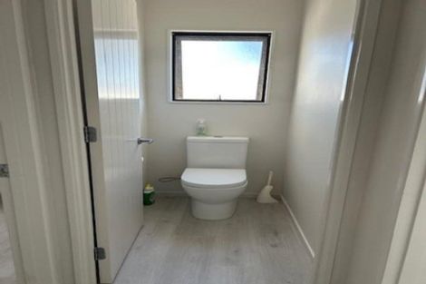 Photo of property in 10 Jane Gifford Place, Omaha, 0986