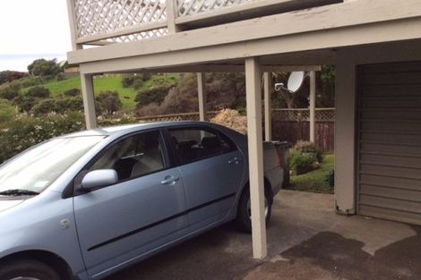 Photo of property in 1 Seagull Place, Whitby, Porirua, 5024