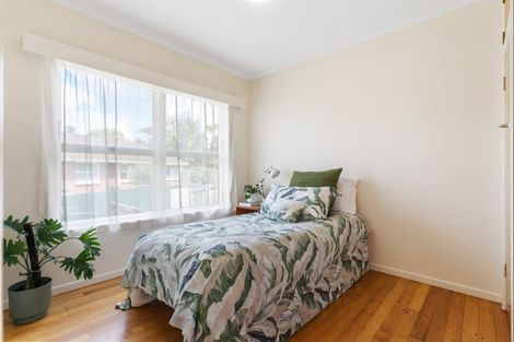 Photo of property in 2/21 Evelyn Place, Hillcrest, Auckland, 0627