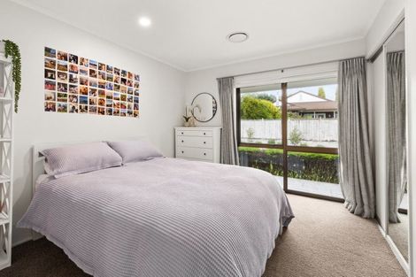 Photo of property in 5 Ritchie Place, Havelock North, 4130