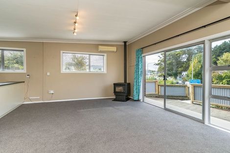 Photo of property in 186 Kaikorai Valley Road, Bradford, Dunedin, 9011