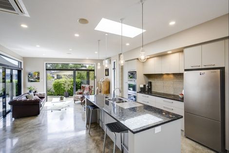 Photo of property in 7 Raven Grove, Havelock North, 4130