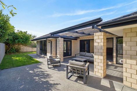 Photo of property in 11 Constance Place, Aidanfield, Christchurch, 8025