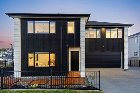 Photo of property in 39 Davey Crescent, Orewa, 0931