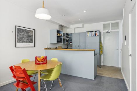 Photo of property in 31u3 Majoribanks Street, Mount Victoria, Wellington, 6011