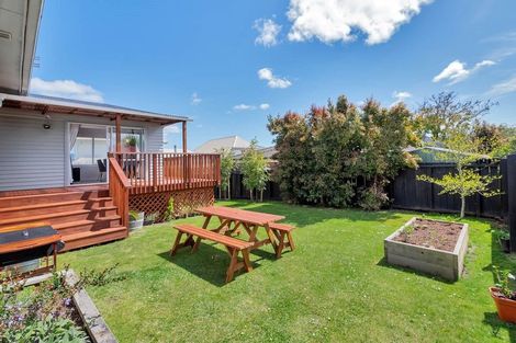 Photo of property in 1 Newington Road, Henderson, Auckland, 0612