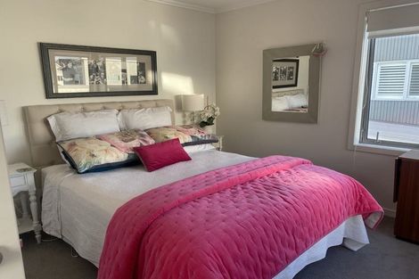 Photo of property in 7 Kotuku Lane, Hobsonville, Auckland, 0616