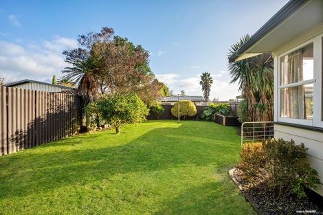 Photo of property in 14 Fuchsia Avenue, Pukete, Hamilton, 3200