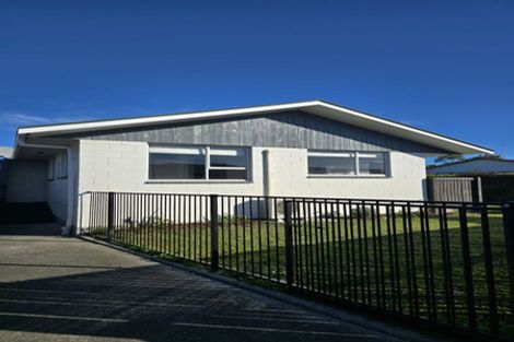 Photo of property in 20 Amberley Beach Road, Amberley, 7410