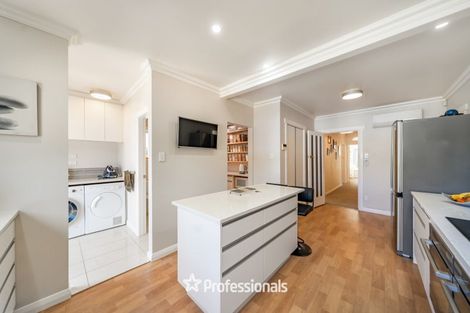 Photo of property in 32 Birdwood Road, Waterloo, Lower Hutt, 5011