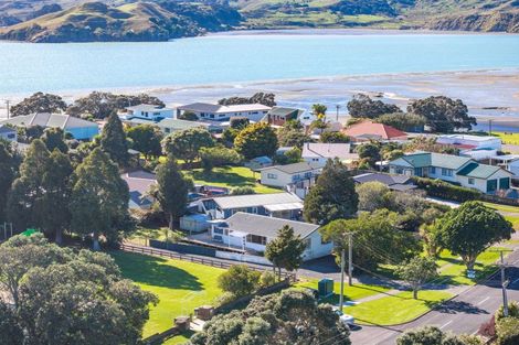 Photo of property in 42b Wallis Street, Raglan, 3225