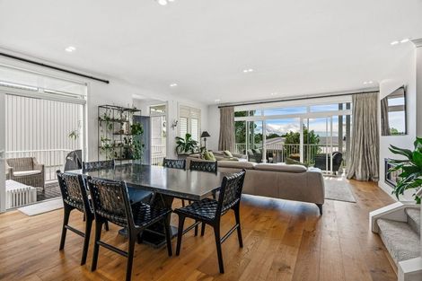 Photo of property in 15 Landmark Terrace, Orewa, 0931