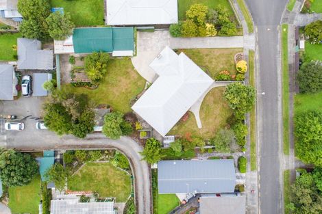 Photo of property in 4 Duna Place, Takaro, Palmerston North, 4412