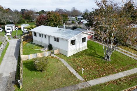Photo of property in 11 Crawshaw Drive, Nawton, Hamilton, 3200