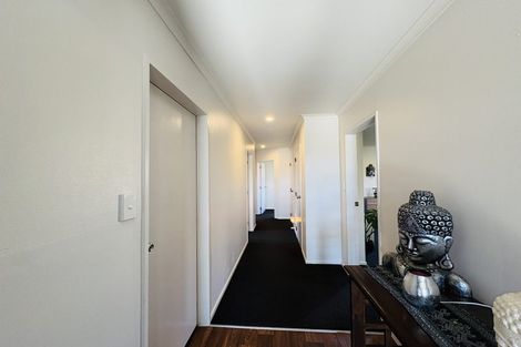 Photo of property in 68 Branigan Parade, Kelvin Grove, Palmerston North, 4414