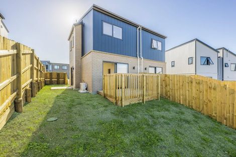 Photo of property in 23 Crestview Rise, Papakura, 2110