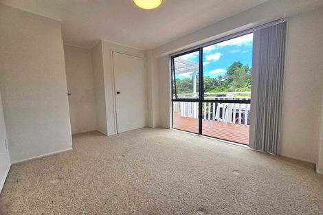Photo of property in 33 Alidade Place, Massey, Auckland, 0614