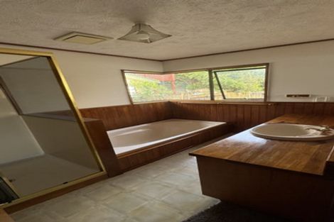 Photo of property in 34a Mark Edward Drive, Half Moon Bay, Auckland, 2012