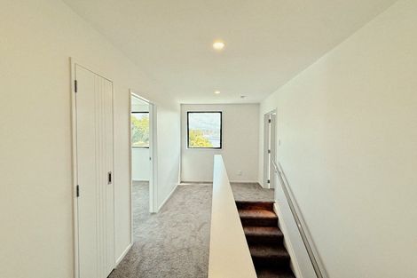 Photo of property in 4a Roberts Road, Matakatia, Whangaparaoa, 0930