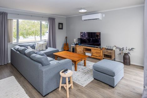 Photo of property in 1 Rene Way, Huntington, Hamilton, 3210