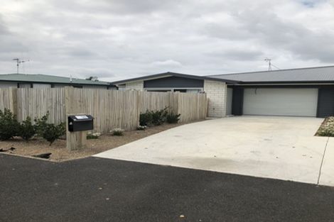 Photo of property in 2u2 Hilton Road, Saint Andrews, Hamilton, 3200
