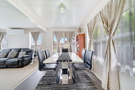 Photo of property in 90 Tennessee Avenue, Mangere East, Auckland, 2024