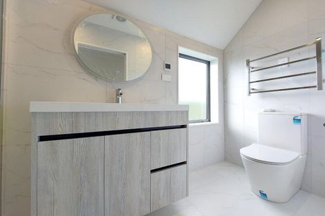 Photo of property in 7/11 Celeste Place, Totara Vale, Auckland, 0627