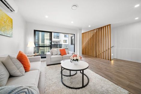 Photo of property in 23 Ayr Road, Pakuranga, Auckland, 2010