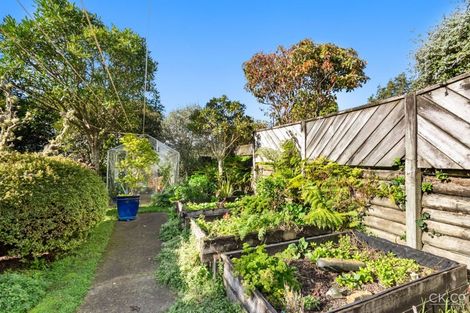 Photo of property in 5 Seymour Grove, Kingsley Heights, Upper Hutt, 5018