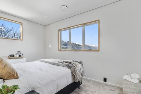 Photo of property in 13b Maxwell Place, Queenstown, 9300