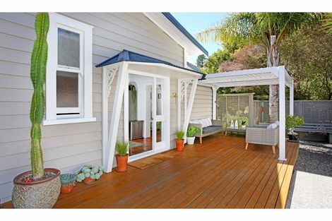 Photo of property in 44 Victoria Avenue, Waiuku, 2123