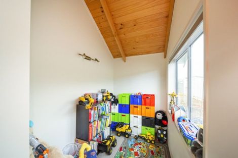 Photo of property in 4 Montague Grove, Stratford, 4332