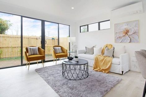Photo of property in 20e Hill Road, Papatoetoe, Auckland, 2025