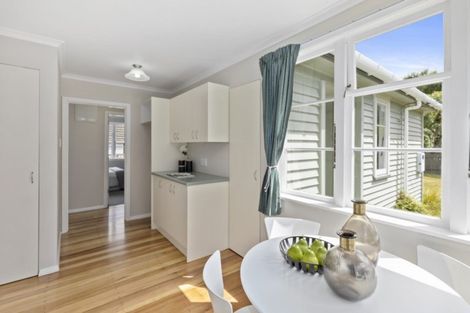 Photo of property in 126 Kowhai Street, Naenae, Lower Hutt, 5011